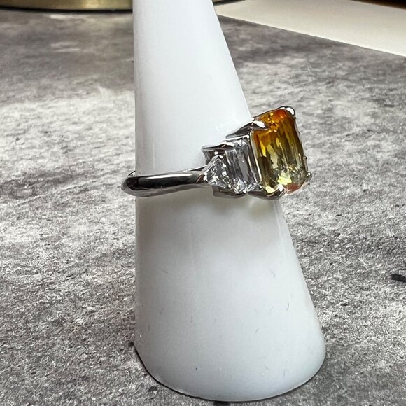 Ring Bomb Party Ring, NWOT, size 7 - Picture 4 of 7